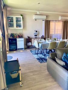 4bedroom Penthouse Near East Park