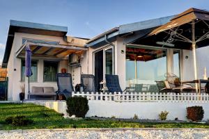 villas 21,22 Albena sea view