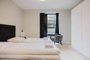 Water Front View - Prime Apartment