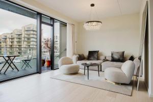 Water Front View - Prime Apartment