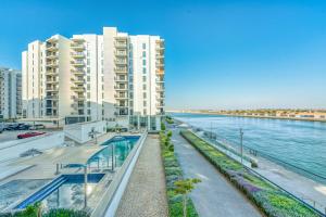 Desert Key - Family Apartments by Ferrari World & Yas Mall