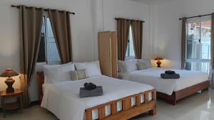 Tropical Sea Front House