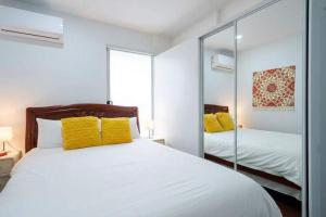 Stylish 2BR Brunswick Home