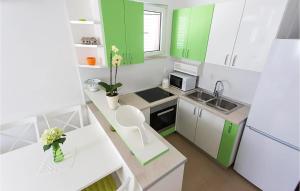 Stunning Apartment In Podstrana With Wifi