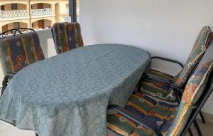 1 Bedroom Lovely Apartment In Vir