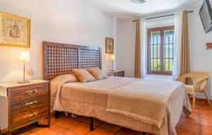 Stunning Home In Zahara De La Sierra With Wifi