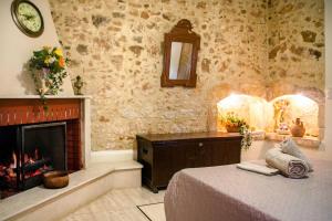 Sklavaki Traditional Villa - Private Pool & Views