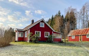 Stunning Home In Mårdaklev With Wifi