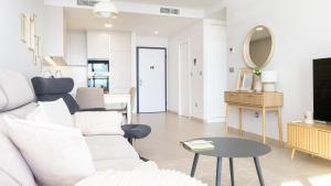 SUNSET SAILORS magic apartment