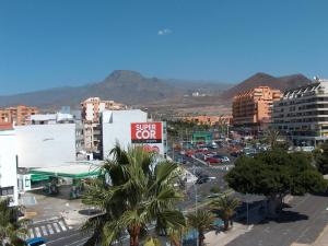 Central & Beach Los Cristianos by HelloApartments