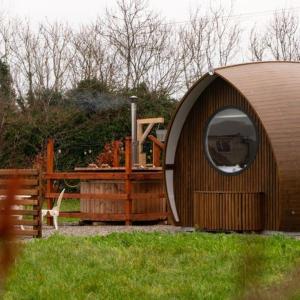Hidden Acres- Luxury Glamping Pod Mint