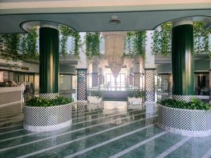 Club Paraiso by HelloApartments