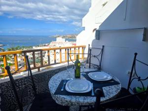 Sunset in Los Geranios by HelloApartments