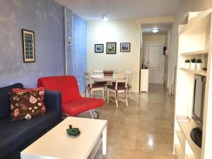 Oasis Palm Mar by HelloApartments