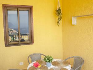 Sunset Arena Beach by HelloApartments