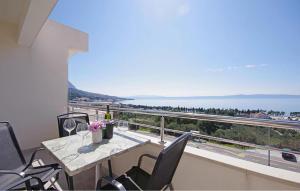 Gorgeous Apartment In Tucepi With House Sea View