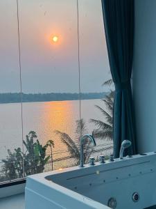 พูลวิลล่าริมโขง นครพนม