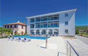 Gorgeous Apartment In Punat With Wifi