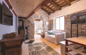 Gorgeous Apartment In Oprtalj With Wifi