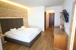 Standard Double or Twin Room with Balcony room in Sporthotel Arabba