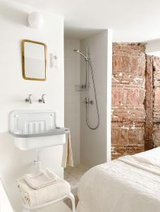 Radiant Loft in the Heart of Madrid