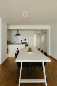 Stylish Stay with Stunning Ocean Views