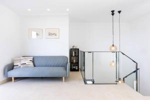 Stunning House with Private Jacuzzi and Sea views