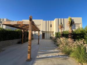 Bohemian-Style 3BR Townhouse in Shedwan, El Gouna.