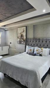 Questro Apartment Hotel