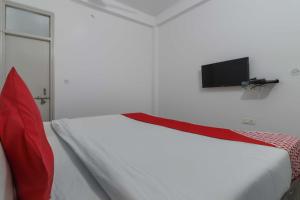 Hotel O by OYO White House Residency