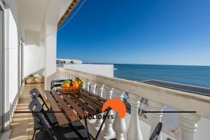 #352 Travessa do Mar Flats by Home Holidays