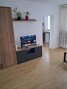 KAWALERKA 28M SALON Z KUCHNIĄ CENTRUM NOWY SĄCZ Faktura VAT