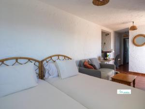 Living Artenara - EARTH Adults Only