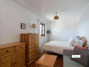 Living Artenara - EARTH Adults Only