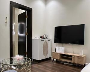 استيديو أنيق وهادئ بتسجيل ذاتي