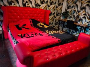 A classic hostel next to W district food market