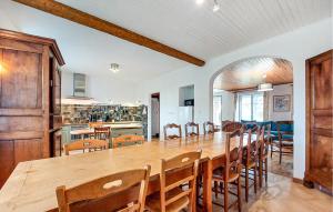 Cozy Home In Touvre With Wifi