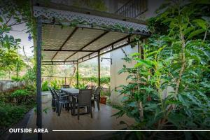 GardenScape Retreat by StayAtlas - 2BHK Villa Pune