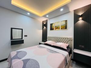 Two air-conditioned Luxury Suite in the center No 1