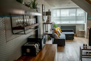 Boutique-Style Apartment in Heart of Brighton Lanes
