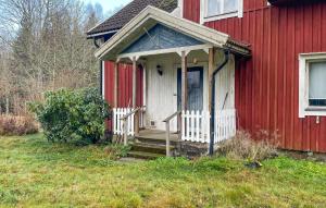 2 Bedroom Stunning Home In Värnamo