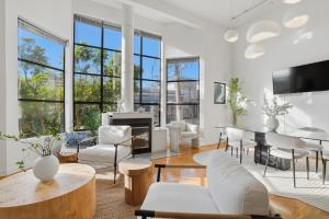 Bright Spacious & Comfortable Hayes Valley Condo