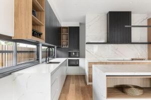 Elegant Sorrento Retreat with Pool and half Basket Ball Court