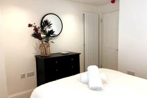 Relaxing 1 bed apartment on Tetbury High St