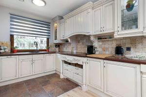 Wielkokacka Gdynia Two-level Stylish Apartment with Parking by Noclegi Renters