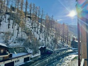 Peaky Riders Self Check-in Hotel