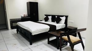 Mantara Hotel Dhariyawad