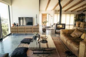 Scarborough Beach House with Pool