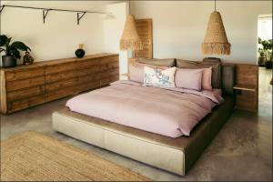 Scarborough Beach House with Pool