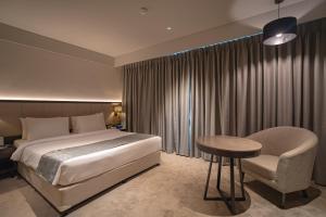 Essentia Premier Hotel Pune Wakad